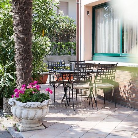 Hotel Oasis Marina di Ravenna Eksteriør billede