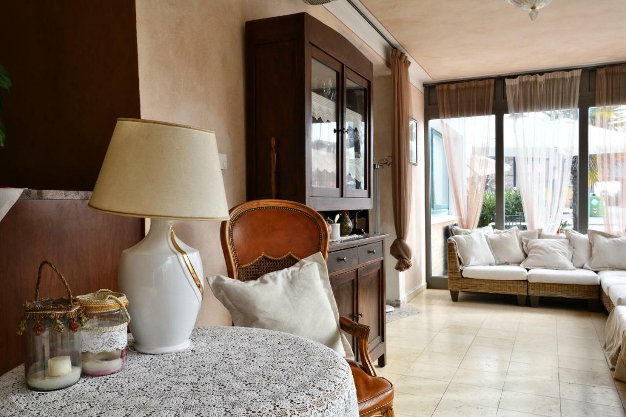 Hotel Oasis Marina di Ravenna Eksteriør billede