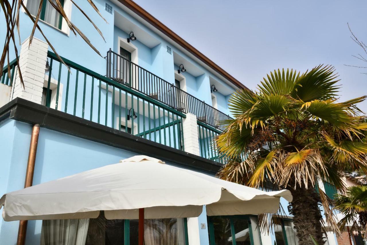 Hotel Oasis Marina di Ravenna Eksteriør billede
