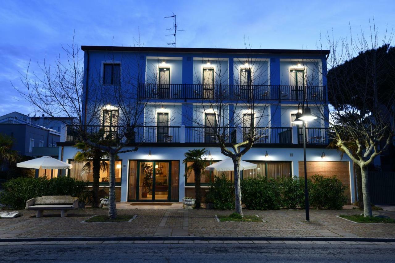 Hotel Oasis Marina di Ravenna Eksteriør billede