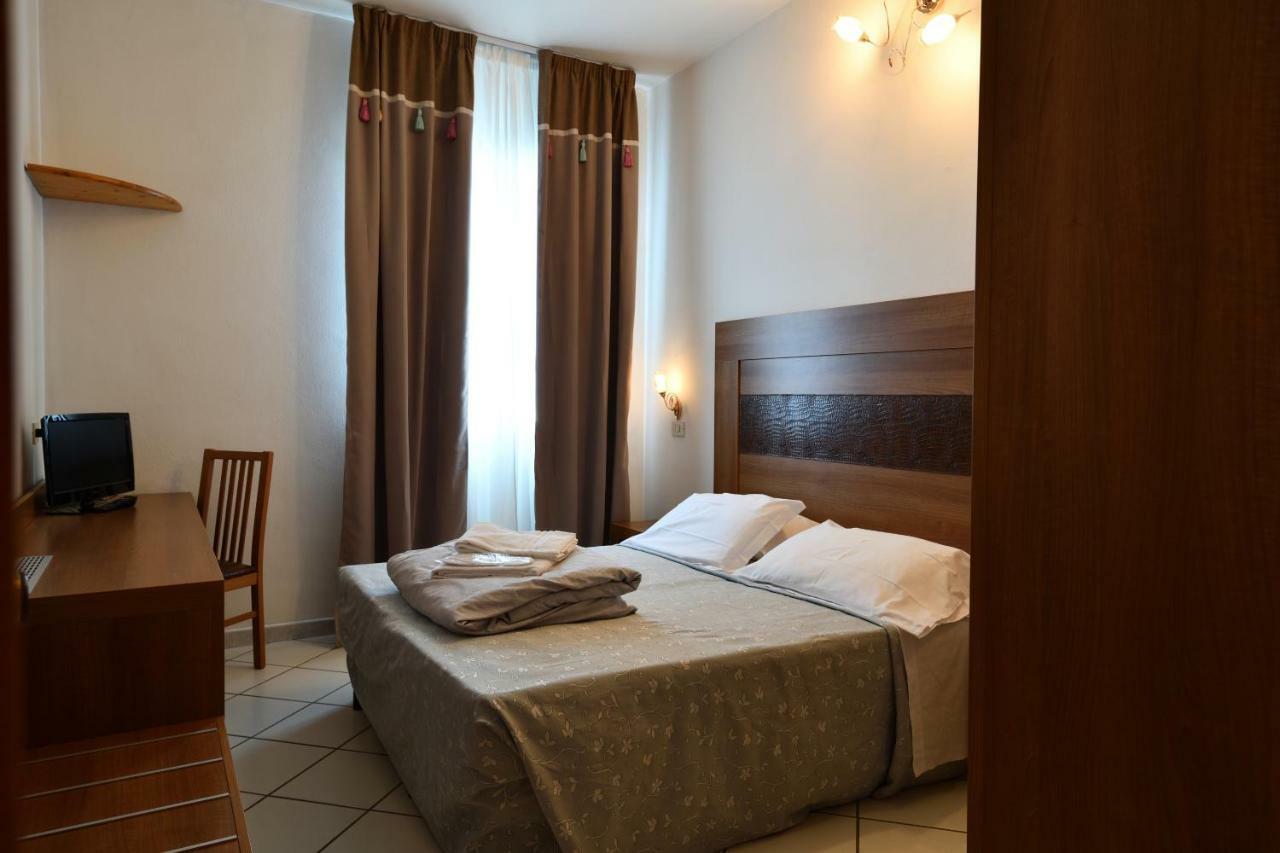 Hotel Oasis Marina di Ravenna Eksteriør billede