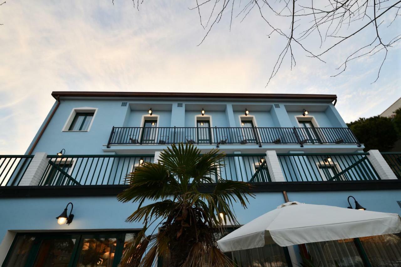 Hotel Oasis Marina di Ravenna Eksteriør billede